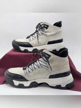 Timberland Field Trekker Women 7 Beige Black ReBOTL Hiking Boots A2K4M Workwear